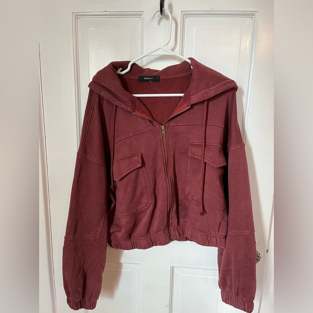 Oversized cropped sweatshirt